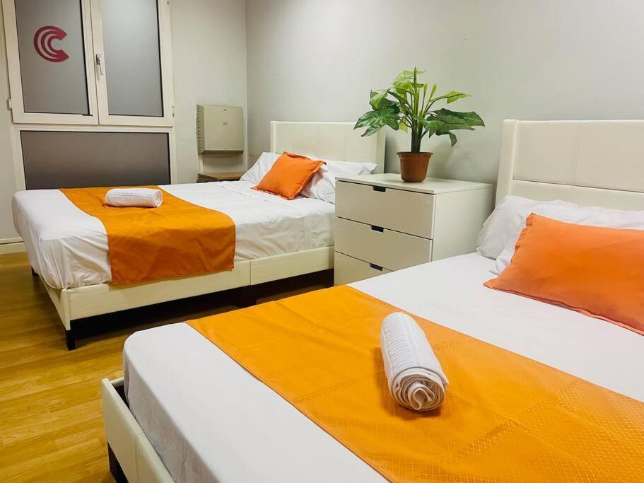 Apartments Plaza Callao Madrid Exterior photo